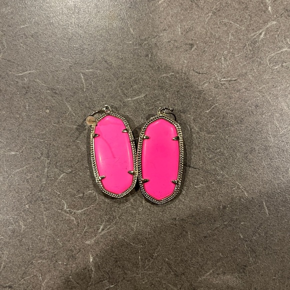 Kendra Scott Jewelry - Hot Pink KS Elle Earrings